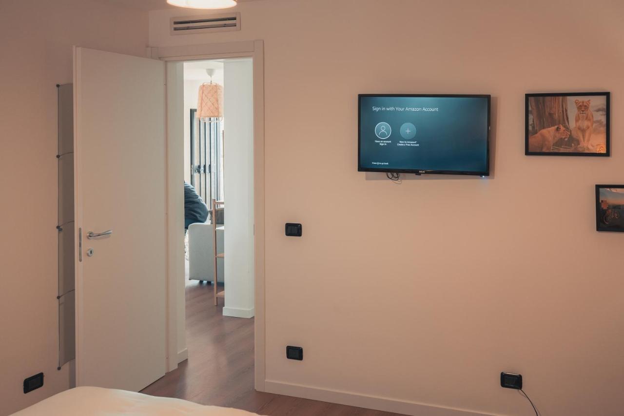 Kindness House Apartment Бергамо Екстериор снимка